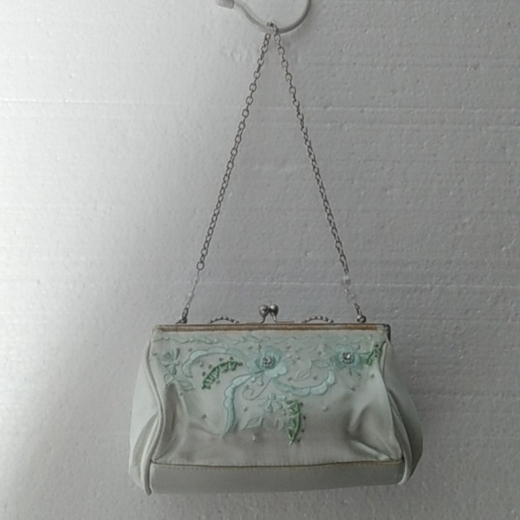 Jeanne Lottie Vintage beaded handbag soft light green 6.5" wide 4"deep - Picture 4 of 7